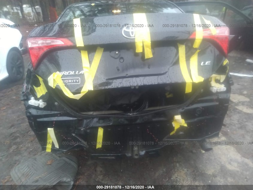 TOYOTA COROLLA 2T1BURHE5JC058257