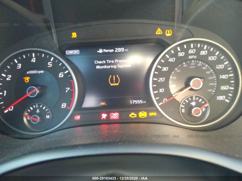 KIA STINGER KNAE55LC7J6036791
