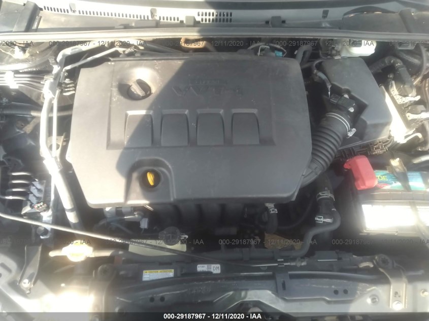 TOYOTA COROLLA 5YFBURHE8FP270495