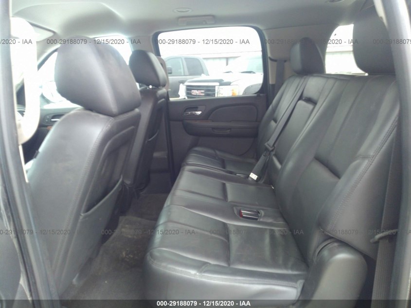 CHEVROLET SUBURBAN 1GNSKJE76ER117008
