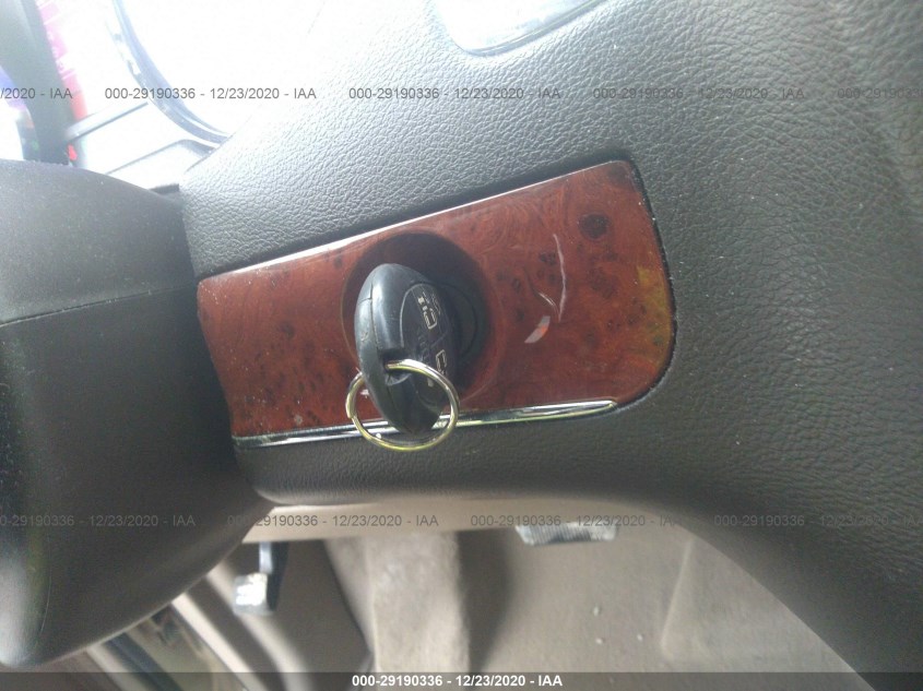 CHRYSLER TOWN & COUNTRY 2C4RC1BG0ER257347