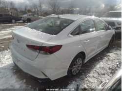 HYUNDAI SONATA 5NPE24AF9JH615919