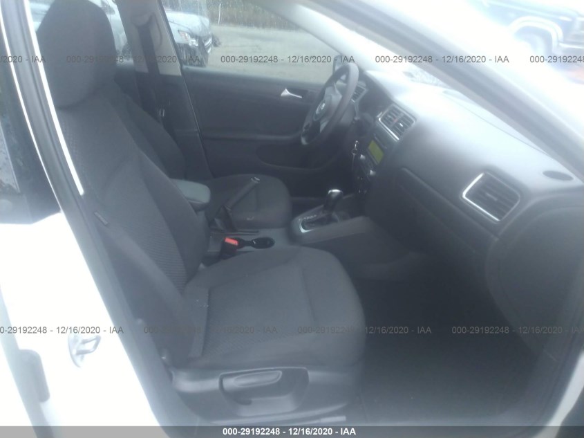 VOLKSWAGEN JETTA SEDAN 3VW2K7AJ3EM376048