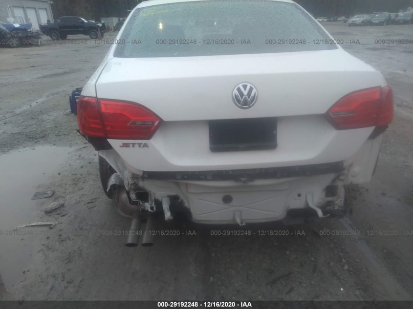 VOLKSWAGEN JETTA SEDAN 3VW2K7AJ3EM376048