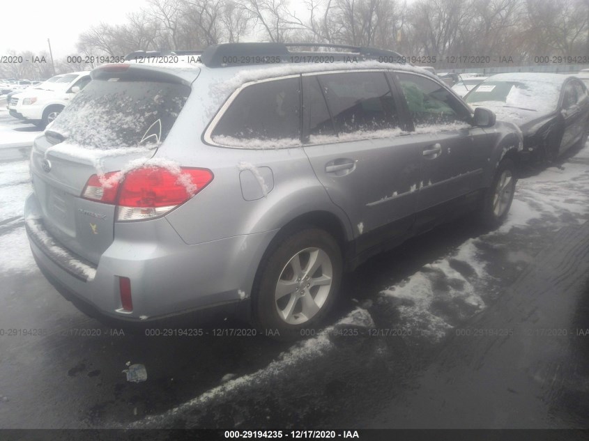 SUBARU OUTBACK 4S4BRCPCXD3236395