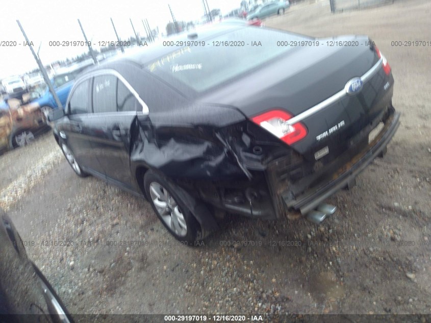 FORD TAURUS 1FAHP2EW2CG137384