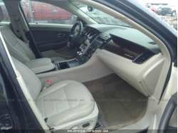 FORD TAURUS 1FAHP2EW2CG137384
