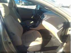 HYUNDAI SONATA 5NPEB4AC2BH229768