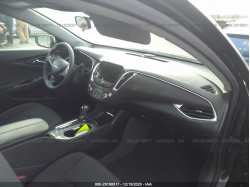CHEVROLET MALIBU 1G1ZD5ST9LF069053
