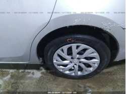 TOYOTA COROLLA 2T1BURHE0JC067867