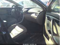 HYUNDAI ELANTRA 5NPDH4AE1GH662825