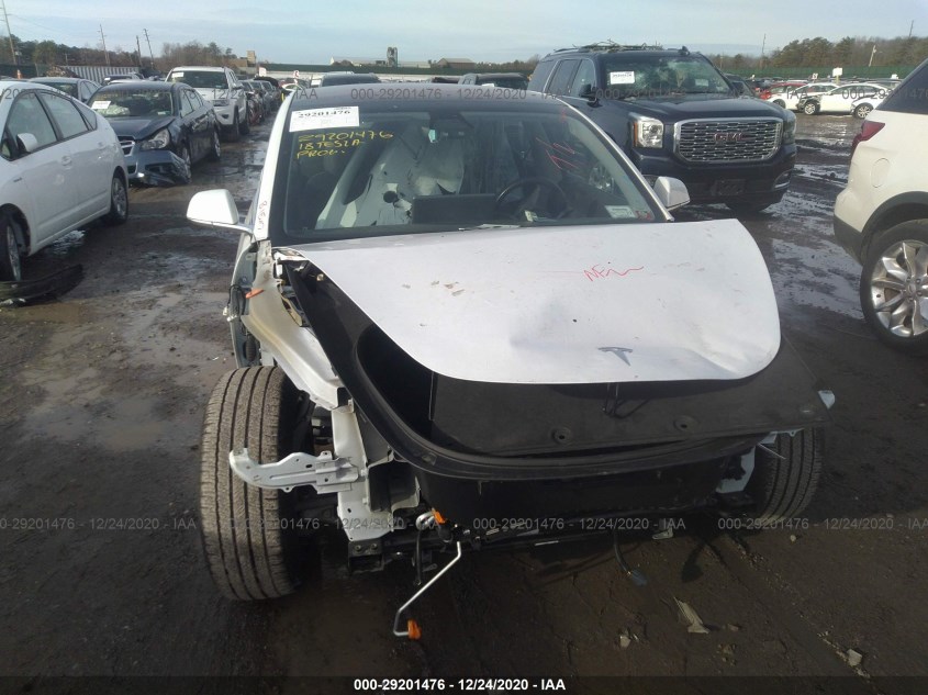 TESLA MODEL 3 5YJ3E1EA1JF153267