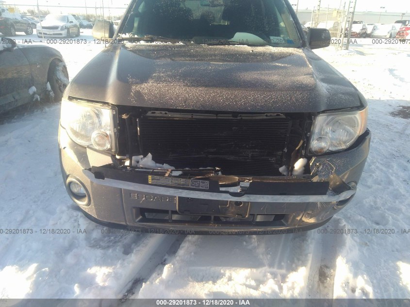 FORD ESCAPE 1FMCU9D79CKC61886