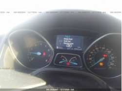 FORD FOCUS 1FAHP3K2XCL151421