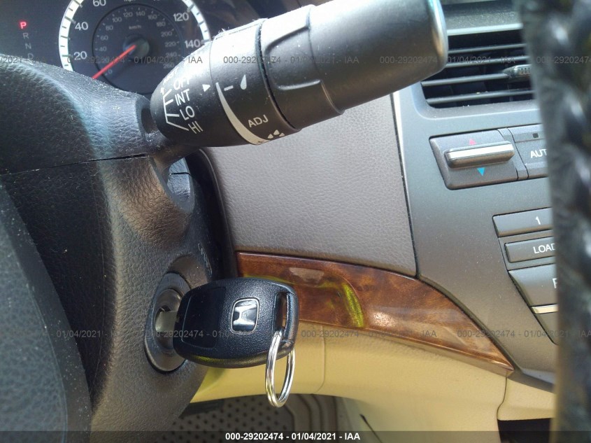 HONDA ACCORD SDN 1HGCP2F88AA037974