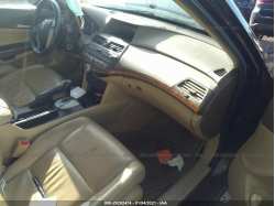 HONDA ACCORD SDN 1HGCP2F88AA037974