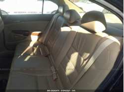 HONDA ACCORD SDN 1HGCP2F88AA037974