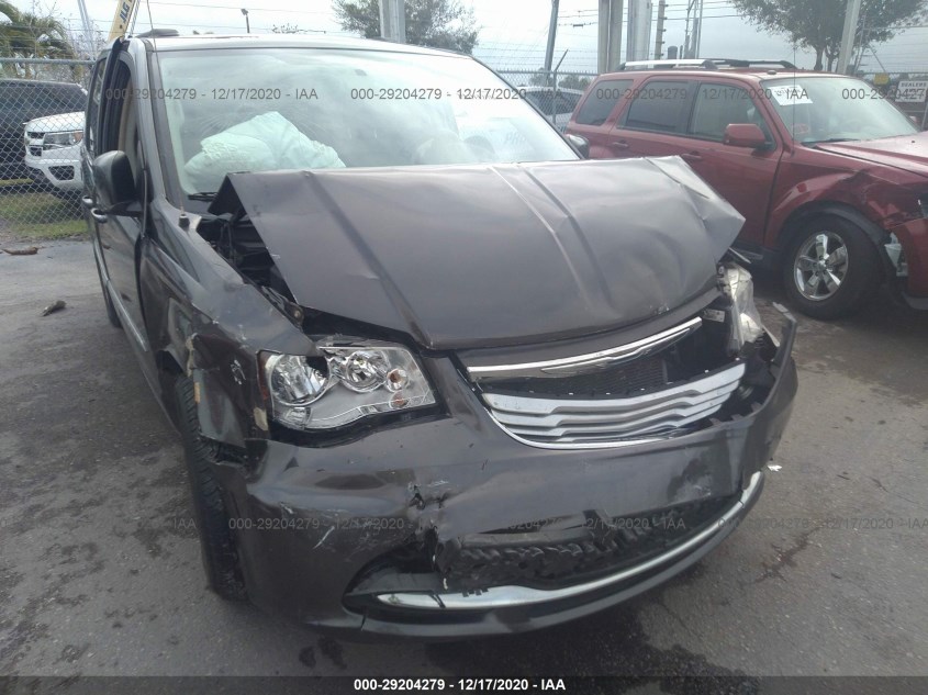 CHRYSLER TOWN & COUNTRY 2C4RC1BG8FR619815