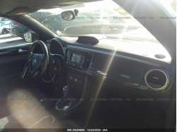 VOLKSWAGEN BEETLE 3VW7A7AT2CM800391