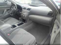 TOYOTA CAMRY 4T1BF3EK6AU044609