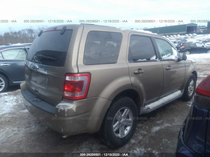 FORD ESCAPE 1FMCU4K35AKA81501