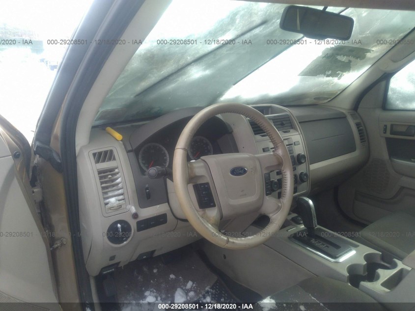 FORD ESCAPE 1FMCU4K35AKA81501