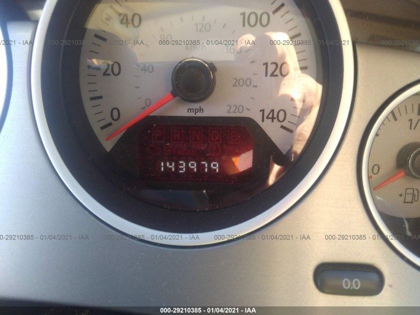 VOLKSWAGEN ROUTAN 2V4RW5DXXAR333555