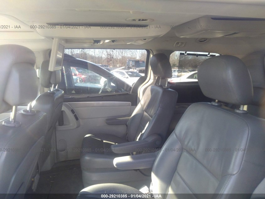 VOLKSWAGEN ROUTAN 2V4RW5DXXAR333555