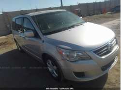 VOLKSWAGEN ROUTAN 2V4RW3DG4BR621836