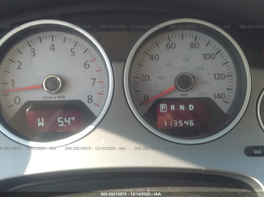 VOLKSWAGEN ROUTAN 2V4RW3DG4BR621836