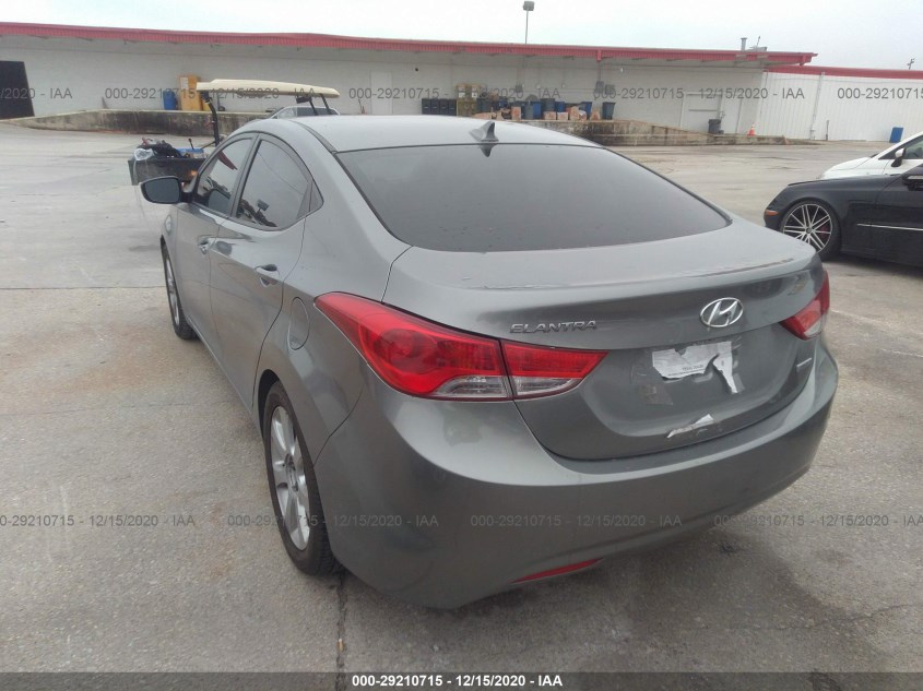 HYUNDAI ELANTRA KMHDH4AE3CU490096