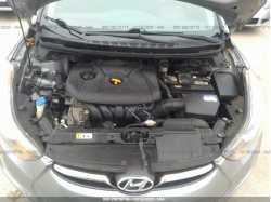 HYUNDAI ELANTRA KMHDH4AE3CU490096