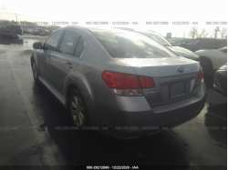 SUBARU LEGACY 4S3BMBB65C3020452