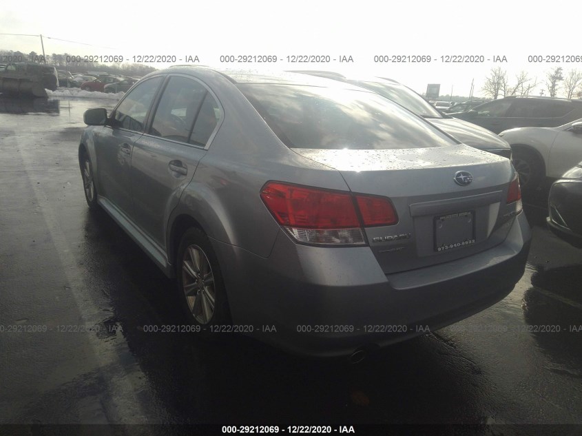 SUBARU LEGACY 4S3BMBB65C3020452