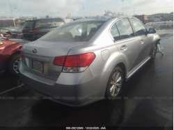 SUBARU LEGACY 4S3BMBB65C3020452