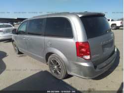DODGE GRAND CARAVAN 2C4RDGBG2JR147913