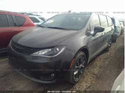 CHRYSLER PACIFICA 2C4RC1FG8KR652690