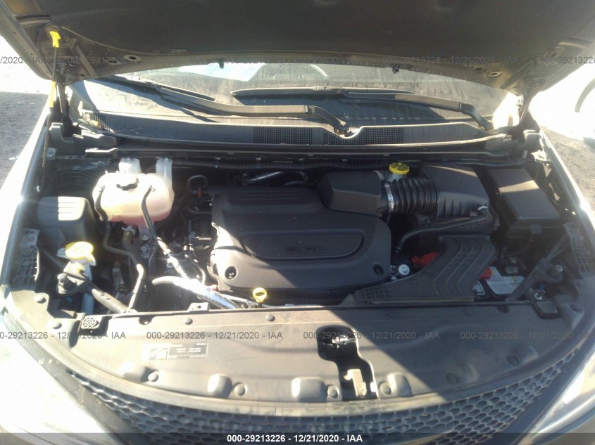 CHRYSLER PACIFICA 2C4RC1FG8KR652690