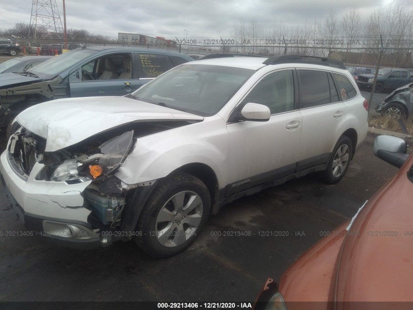 SUBARU OUTBACK 4S4BRCCCXB3310577