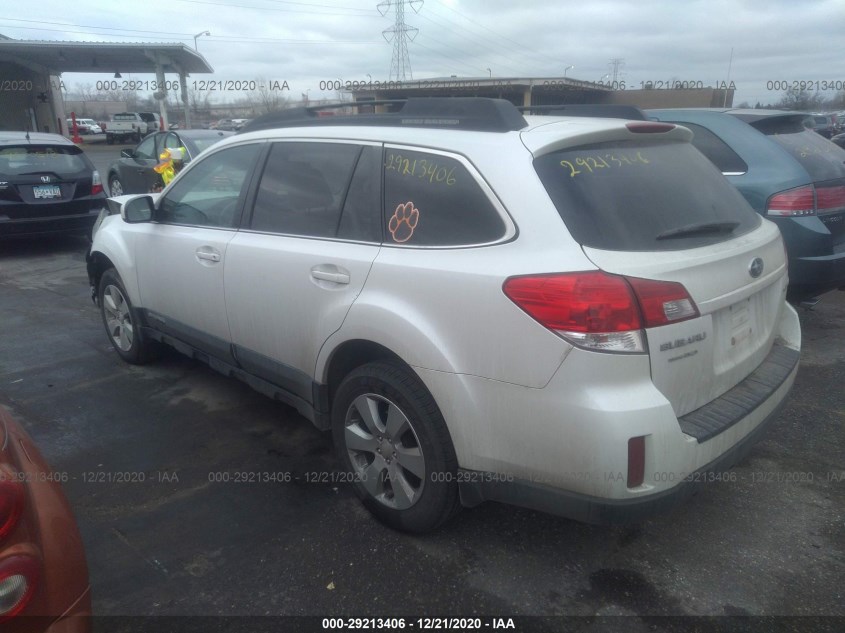SUBARU OUTBACK 4S4BRCCCXB3310577