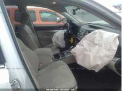 SUBARU OUTBACK 4S4BRCCCXB3310577