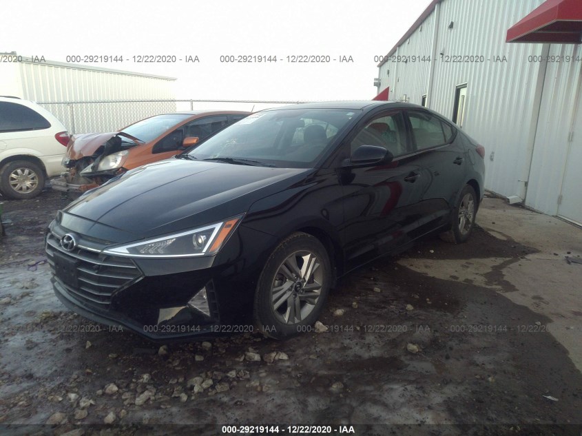HYUNDAI ELANTRA 5NPD84LF0KH478457