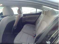HYUNDAI ELANTRA 5NPD84LF0KH478457