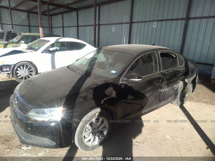 VOLKSWAGEN JETTA SEDAN 3VWDX7AJ7CM324896