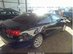 VOLKSWAGEN JETTA SEDAN 3VWDX7AJ7CM324896