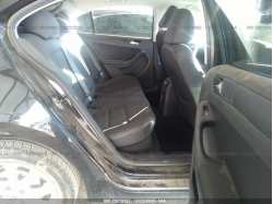 VOLKSWAGEN JETTA SEDAN 3VWDX7AJ7CM324896