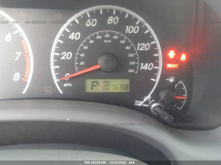 TOYOTA COROLLA 2T1BU4EE4AC252415