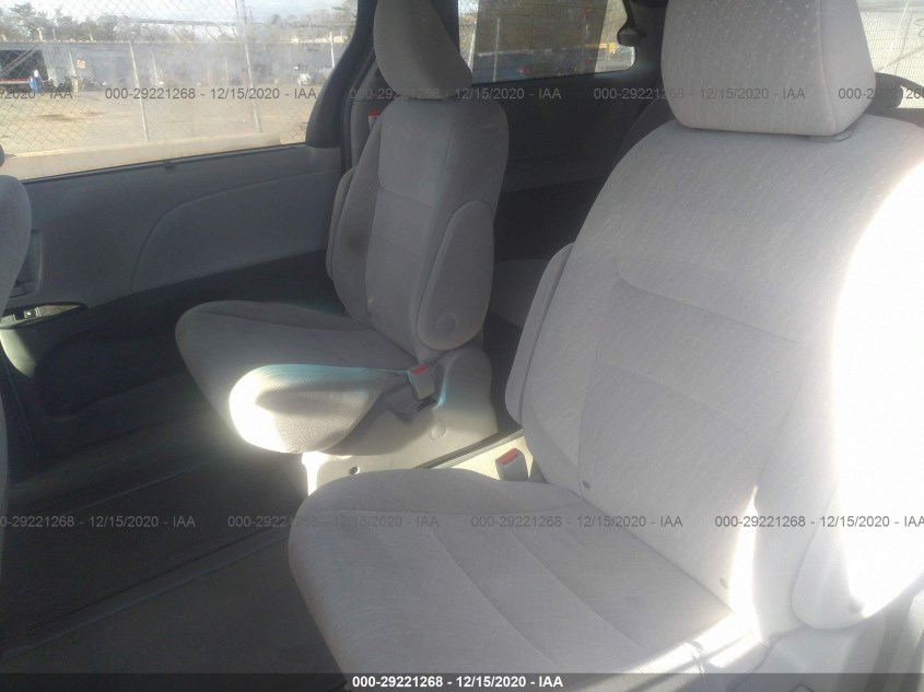 TOYOTA SIENNA 5TDJZ3DC4HS165381