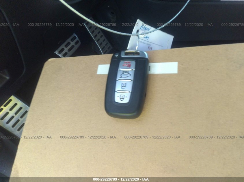 HYUNDAI ELANTRA GT KMHD35LE4DU106118