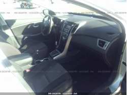 HYUNDAI ELANTRA GT KMHD35LE4DU106118